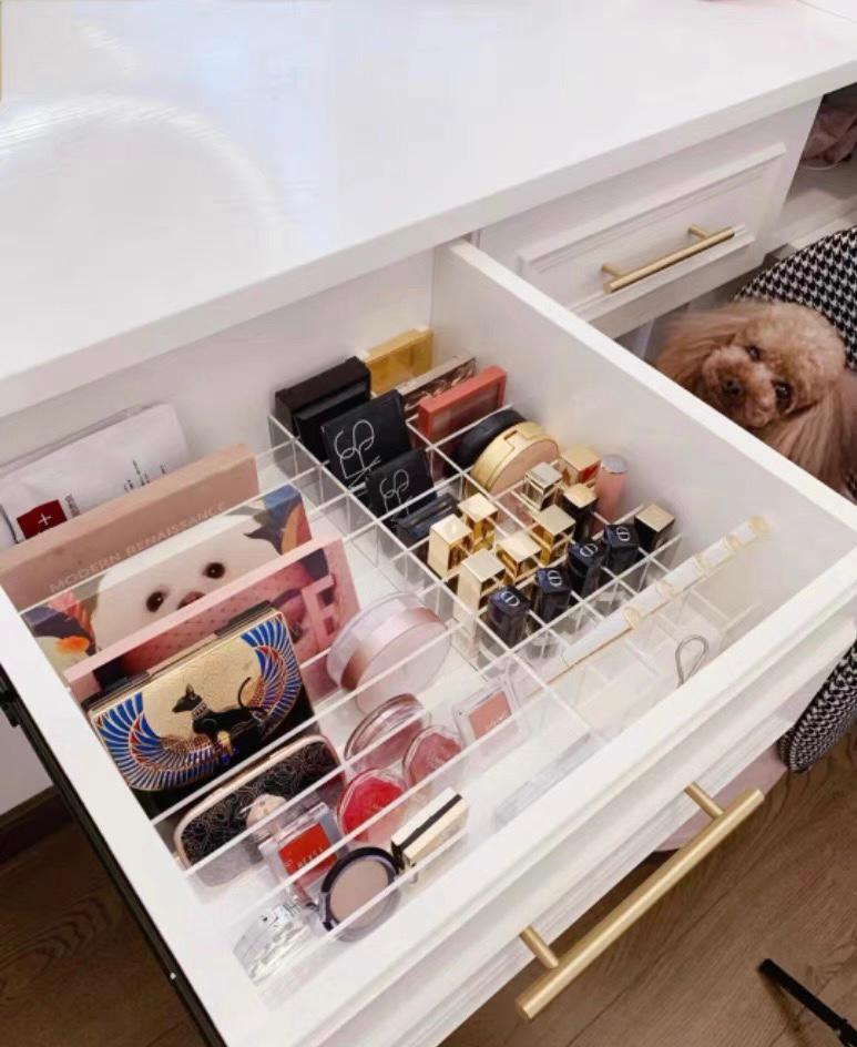 customized acrylic tray, acrylic tray, makeup tray, makeup box, makeup organizer, makeup tray, makeup box, home organization